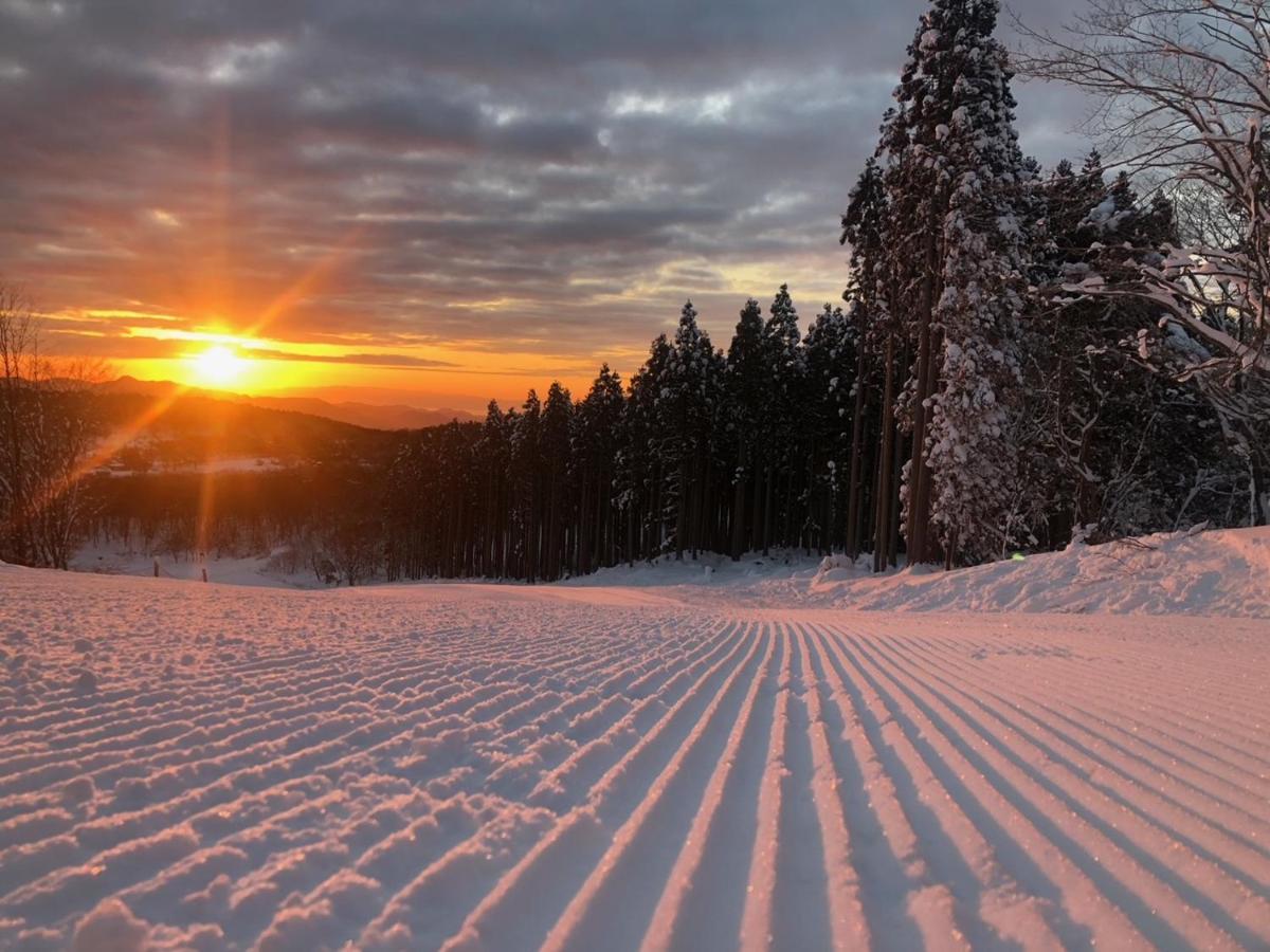 Mineyama Kogen Hotel Relaxia Kamikawa  Esterno foto